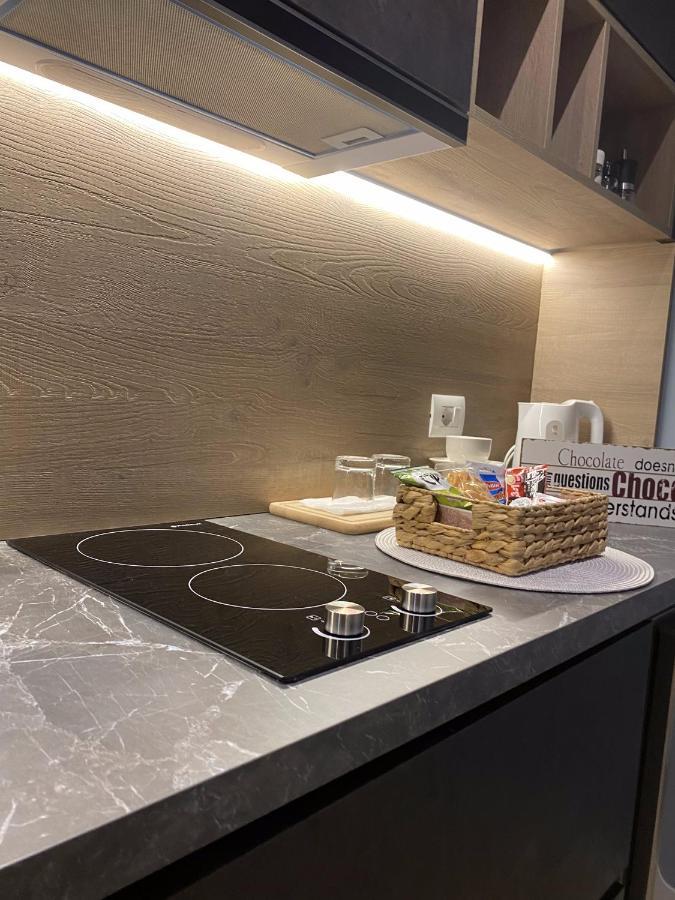 Living Studio Apartments Тирана Екстериор снимка