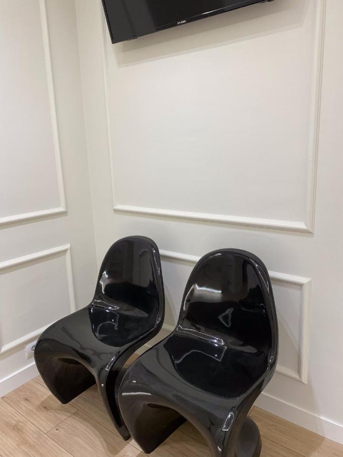 Living Studio Apartments Тирана Екстериор снимка