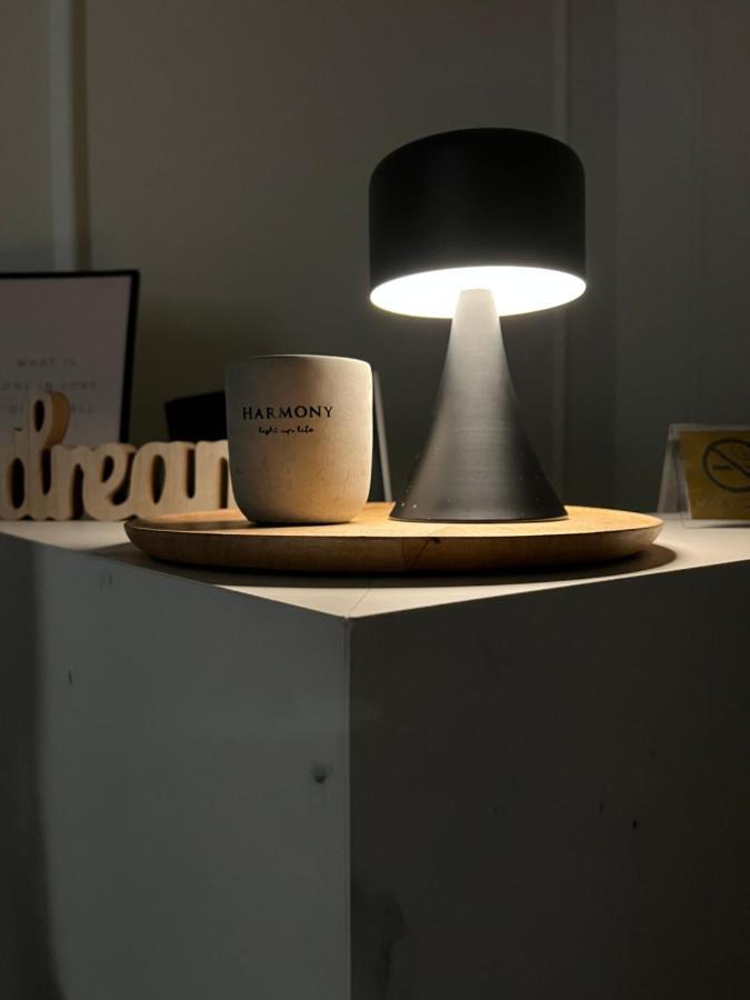 Living Studio Apartments Тирана Екстериор снимка