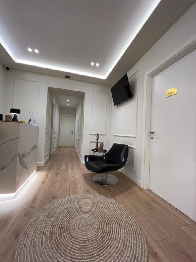 Living Studio Apartments Тирана Екстериор снимка